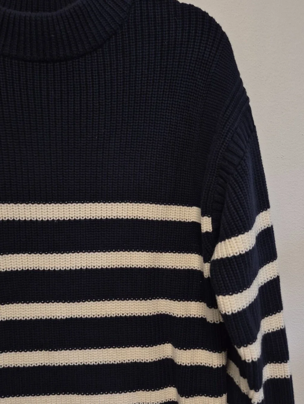 Banana Republic Fisherman Sweater Navy Striped Organic Cotton Men's Sz Small EUC